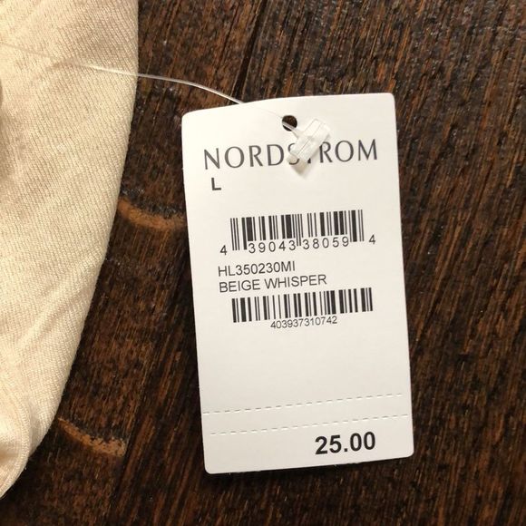 10. New - Hinge Camisole Beige Whisper - Nordstrom Exclusive - Picture 11 of 12